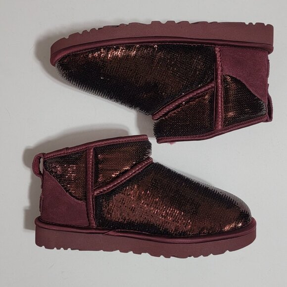 NEW UGG Classic Ultra Mini Mirror Ball Boots Womens 7 Wild Grape Sequin Fur - Picture 3 of 10